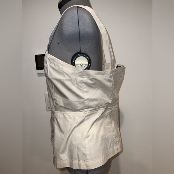 Button Down Tank
Color:Barely Beige
Size:10 - Picture 4 of 5